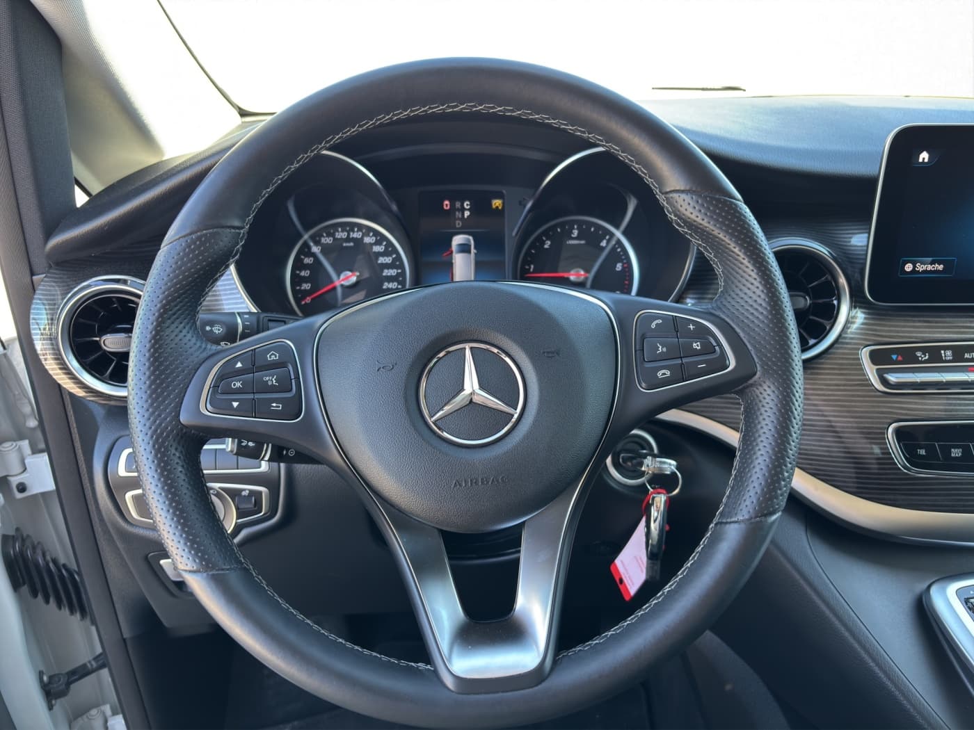 Mercedes-Benz V 250 d EDITION Lang Bild 10