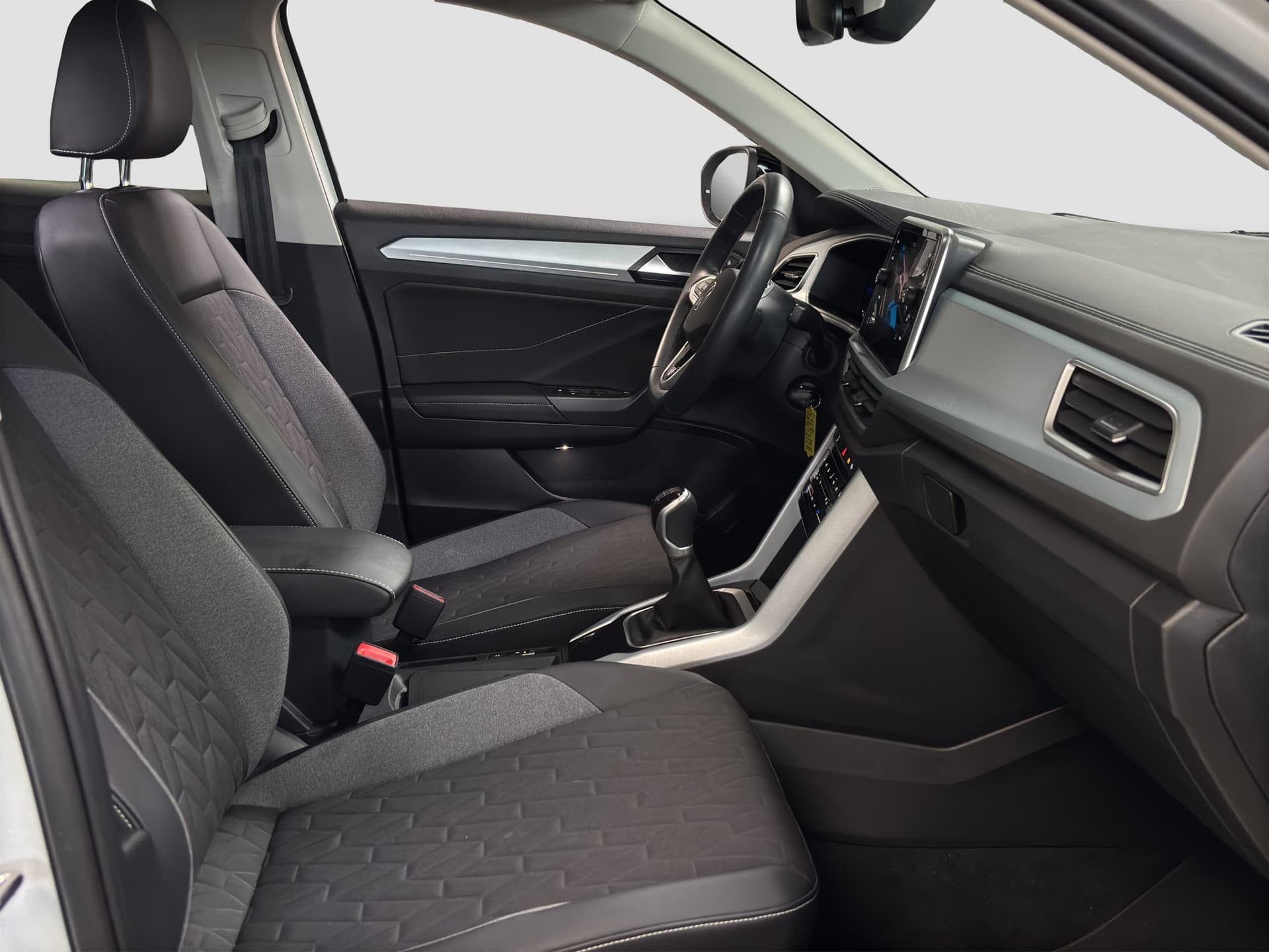 Volkswagen T-ROC Life 2.0 TDI 115 PS NAVI ACC Bild 13