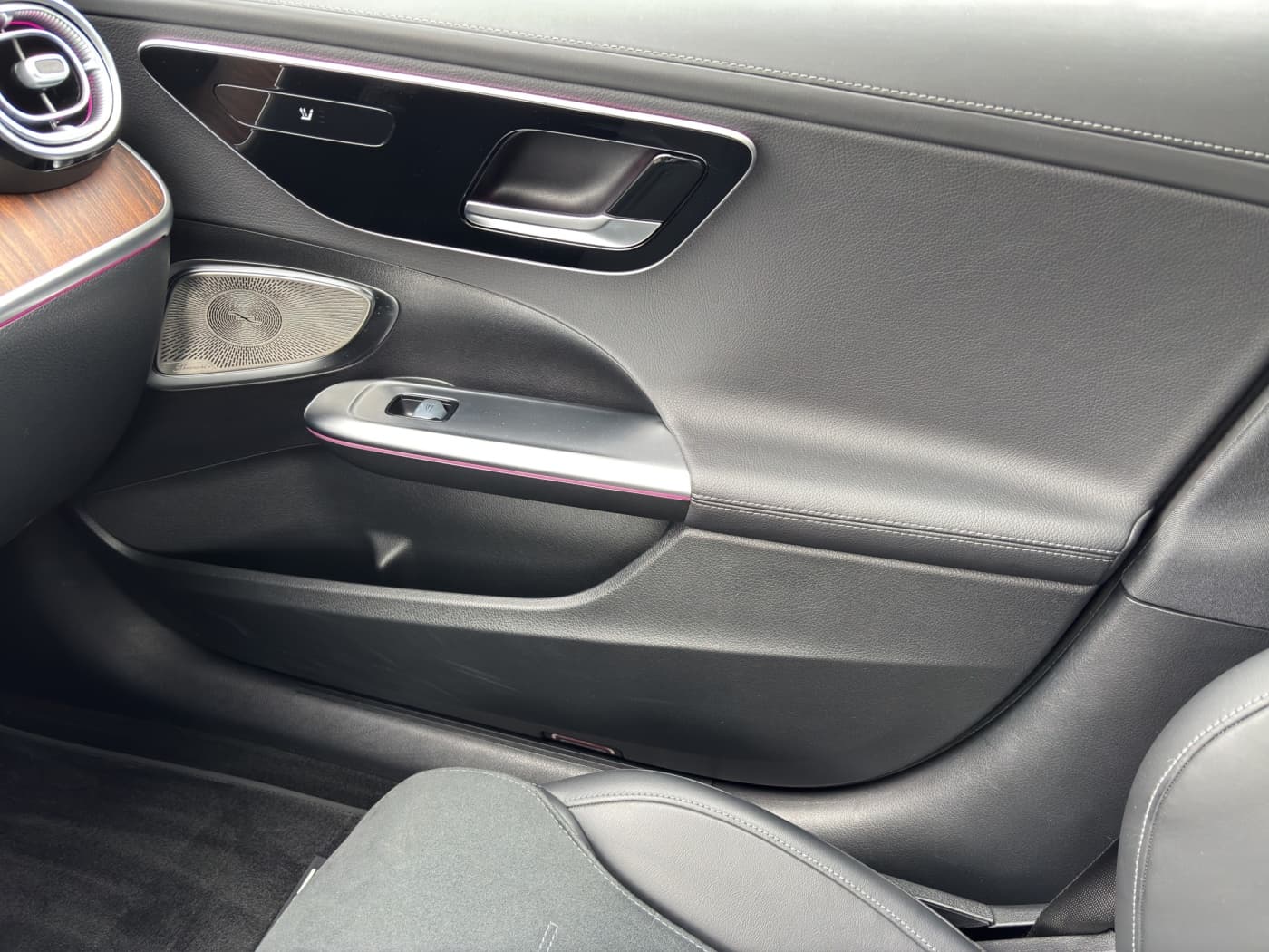 Mercedes-Benz C 300 e Bild 14