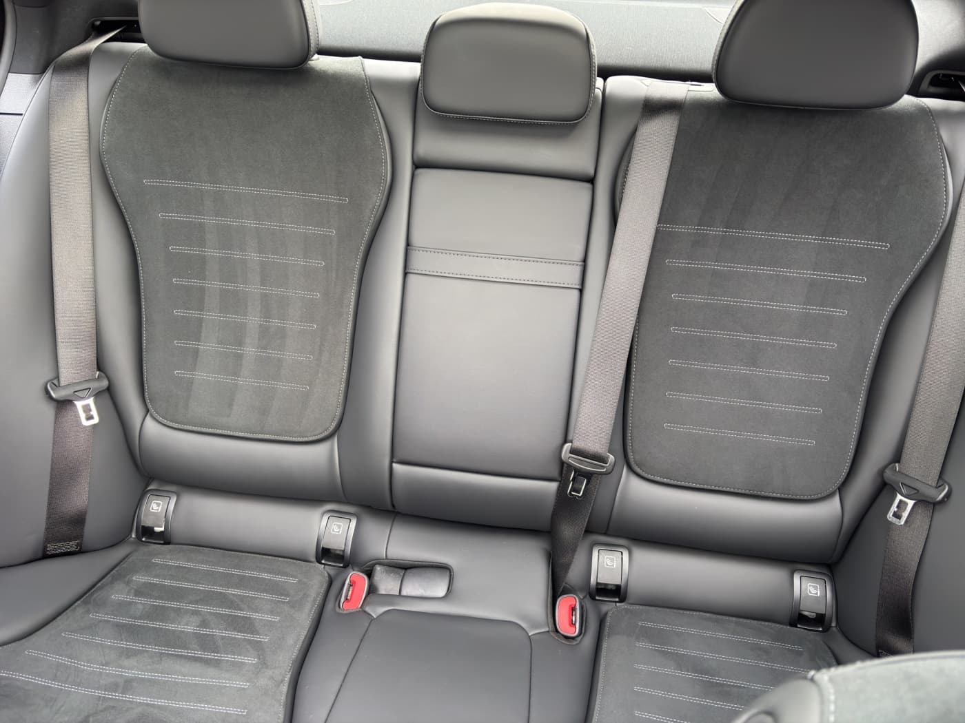 Mercedes-Benz C 300 e Bild 17