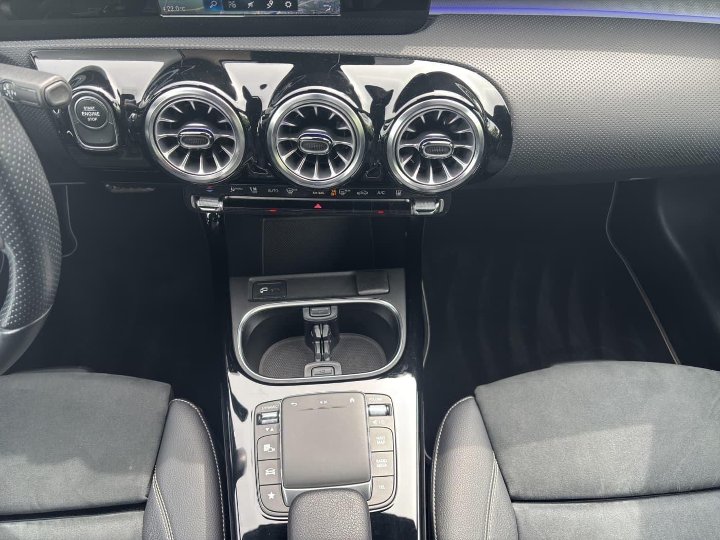 Mercedes-Benz A 250 e Bild 13