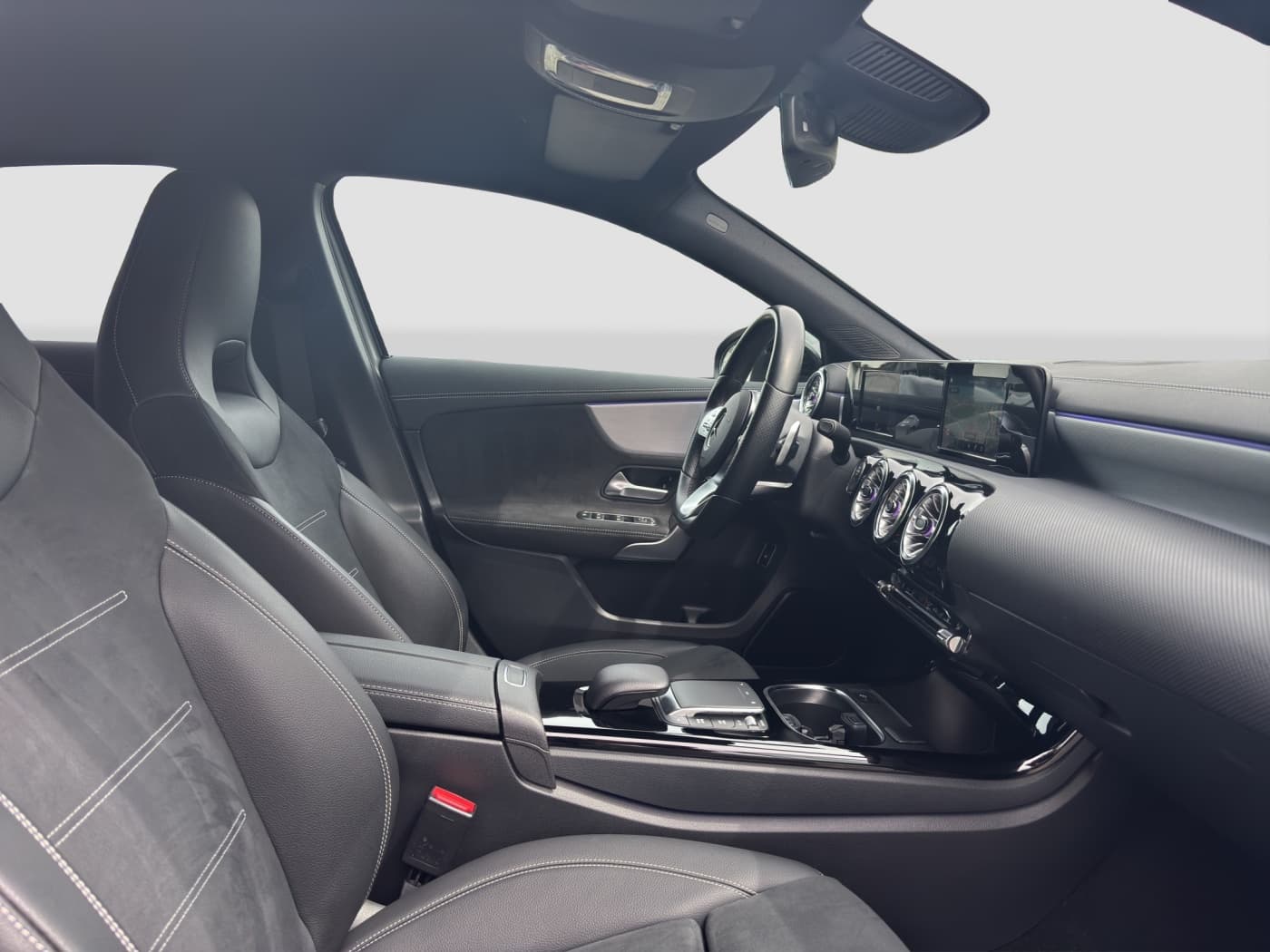 Mercedes-Benz A 250 e Bild 15