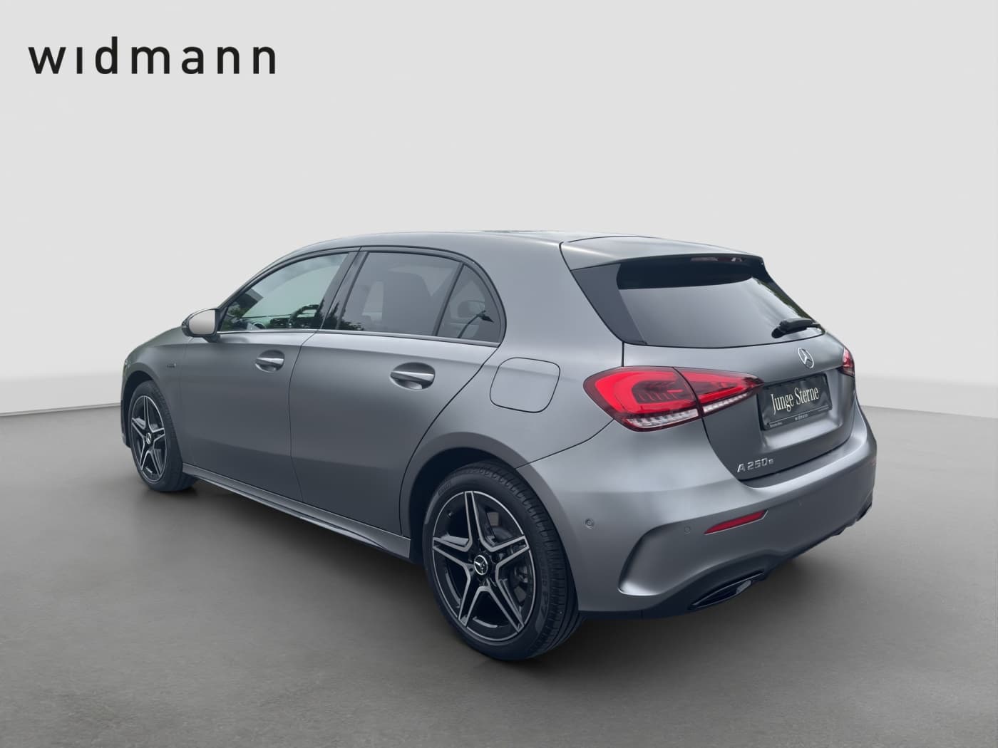 Mercedes-Benz A 250 e Bild 8