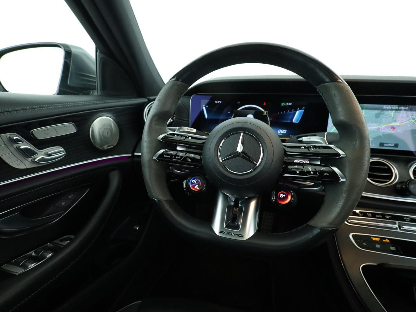 Mercedes-Benz E 63 AMG S 4M+ T Bild 11