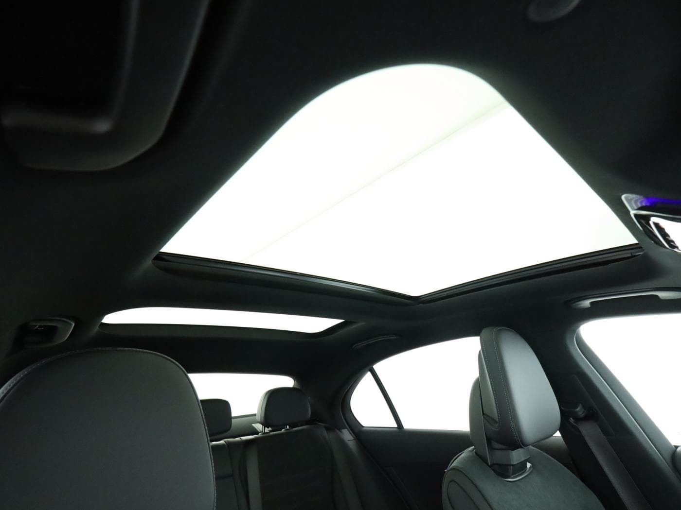 Mercedes-Benz C 300 d Bild 21