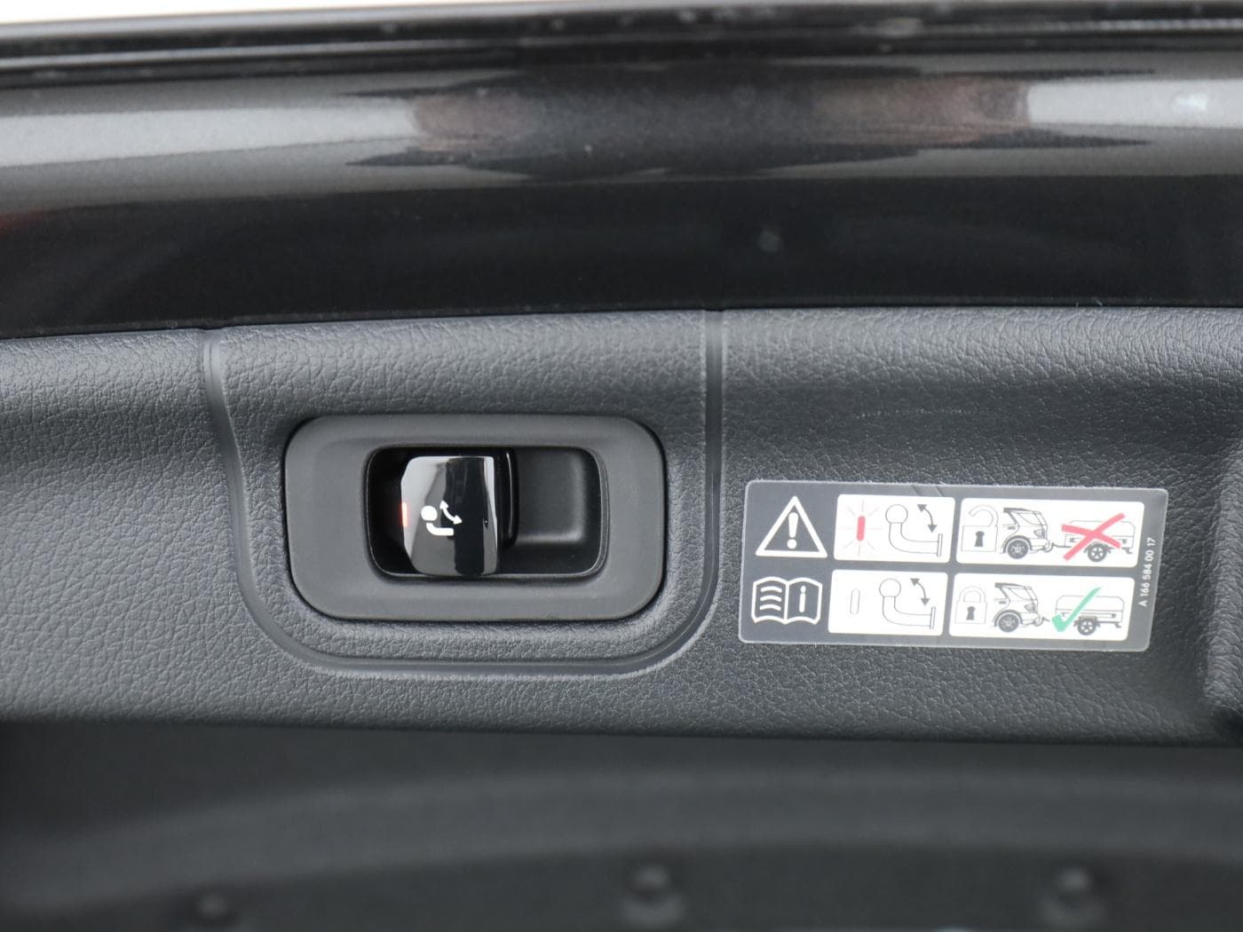 Mercedes-Benz C 300 d Bild 25