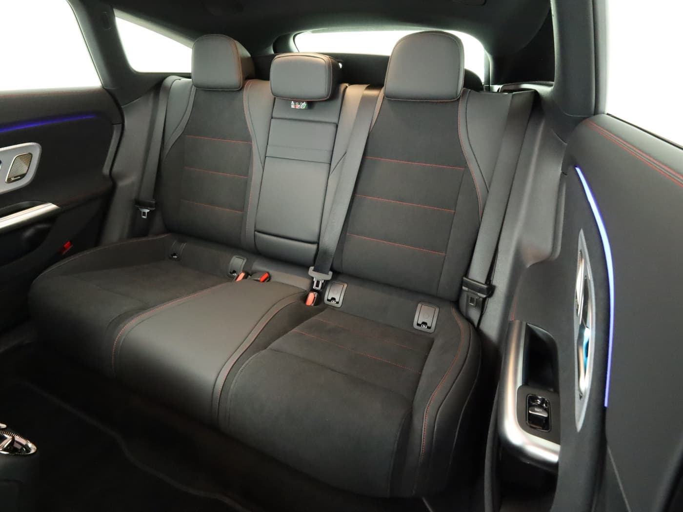 Mercedes-Benz CLA 350 4MATIC SB mit EQ Bild 18