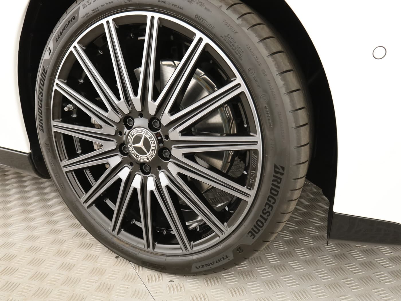 Mercedes-Benz CLA 350 4MATIC SB mit EQ Bild 22