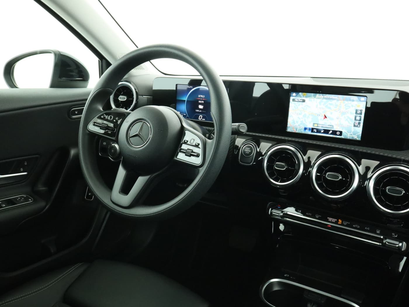 Mercedes-Benz A 250 e Bild 10