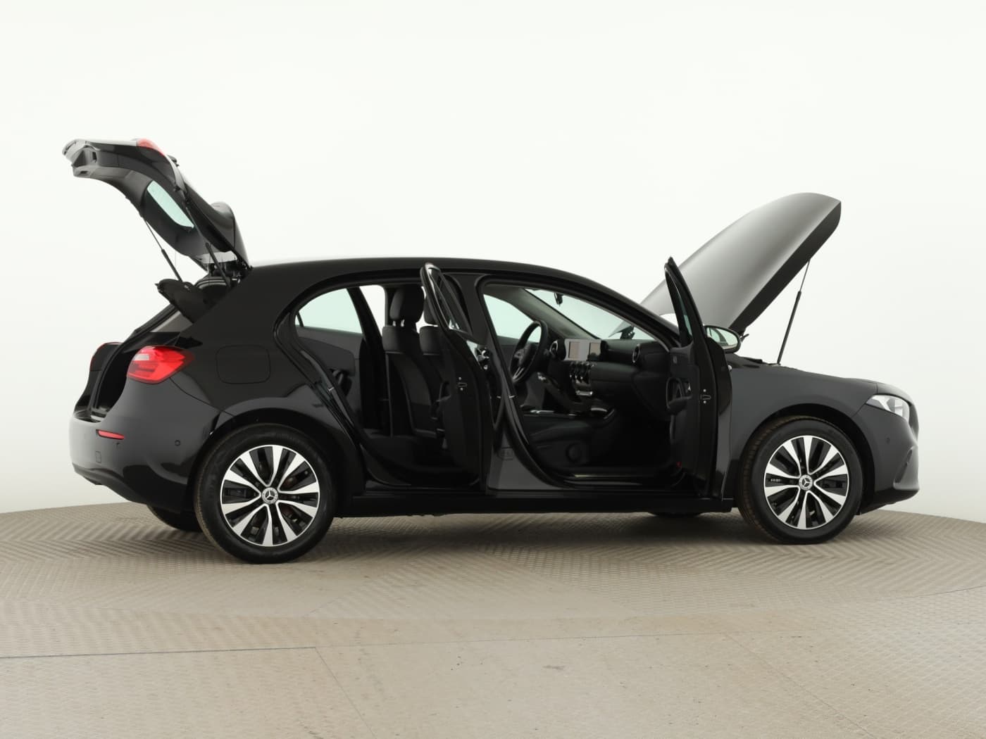 Mercedes-Benz A 250 e Bild 8