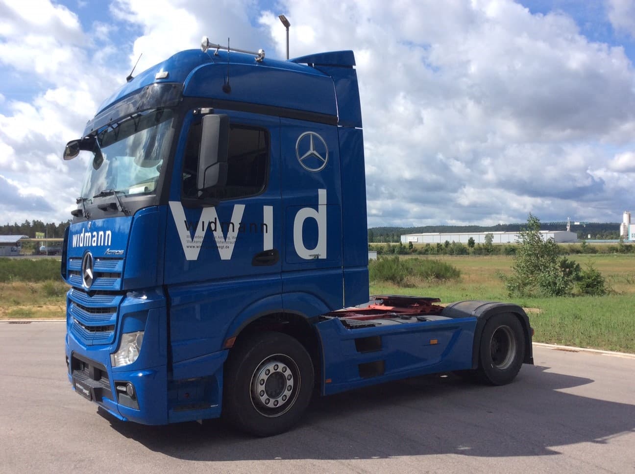 Mercedes-Benz Actros 1848 LS Bild 1