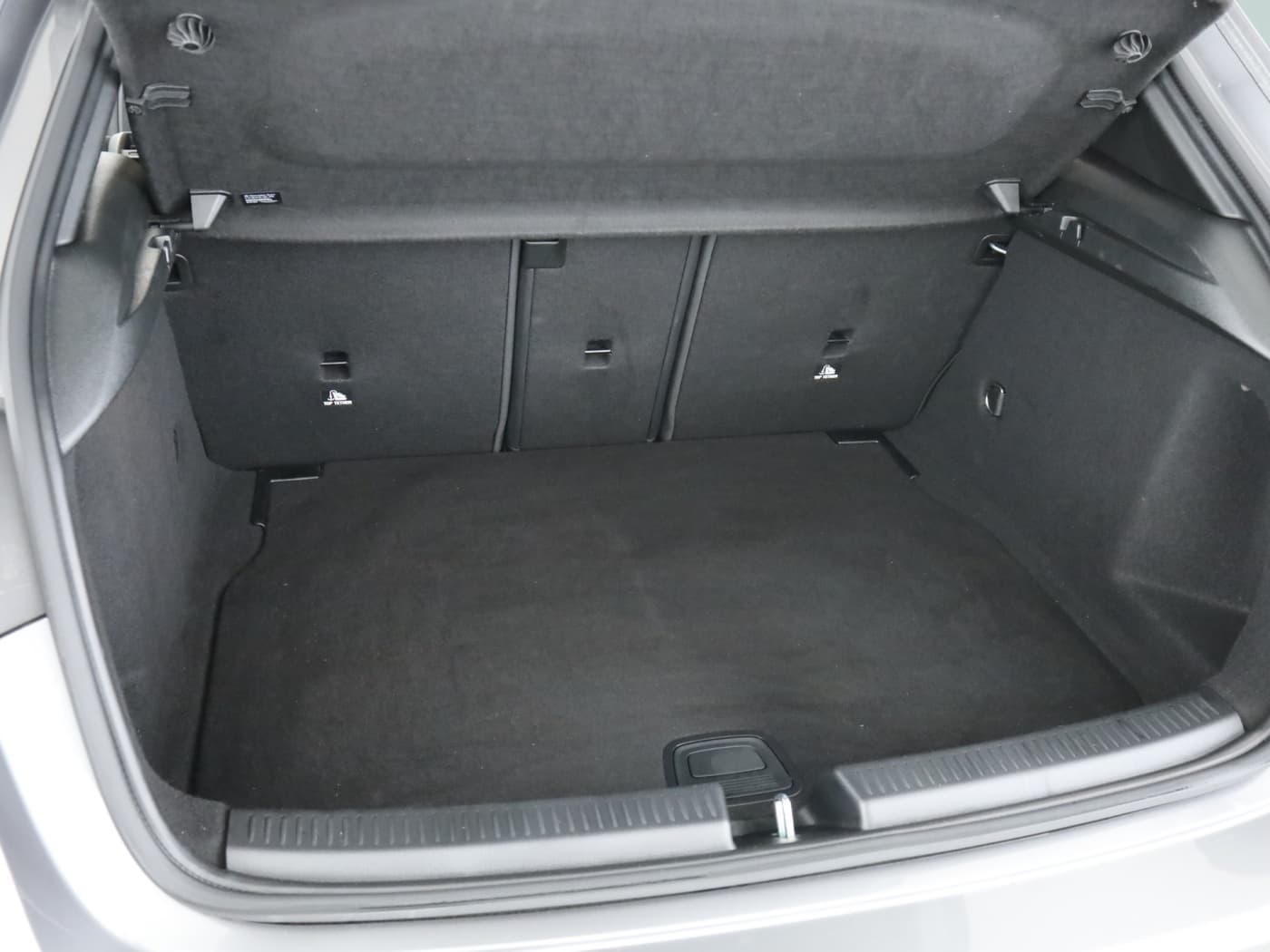 Mercedes-Benz A 180 d Bild 23