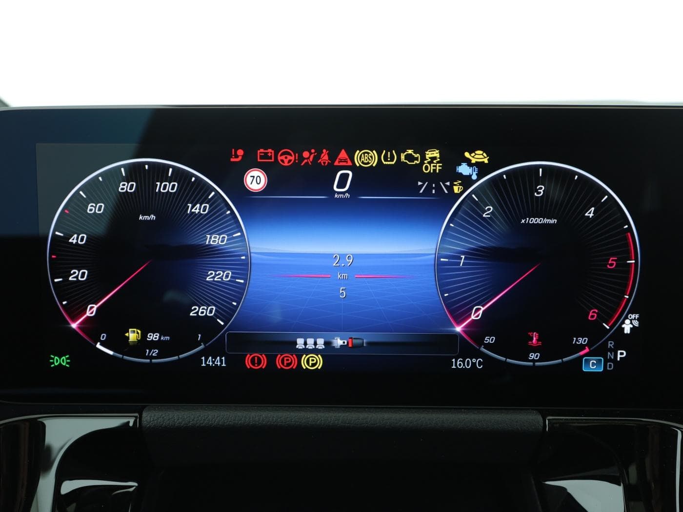 Mercedes-Benz B 220 d Bild 12