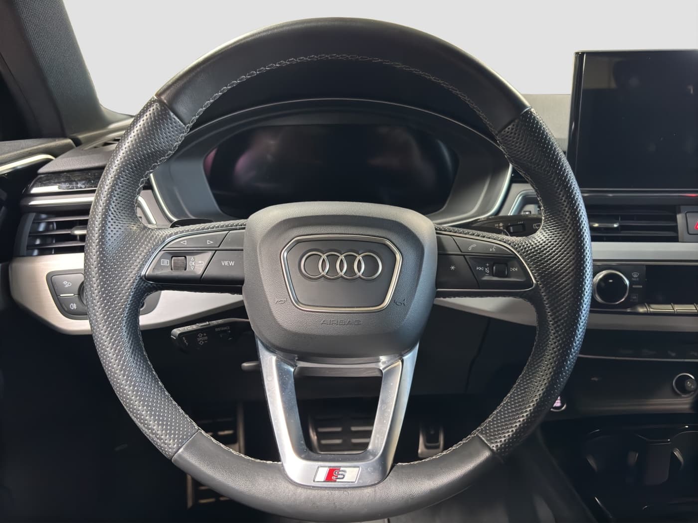 Audi A4 35 2.0 TFSI Avant S line Bild 10