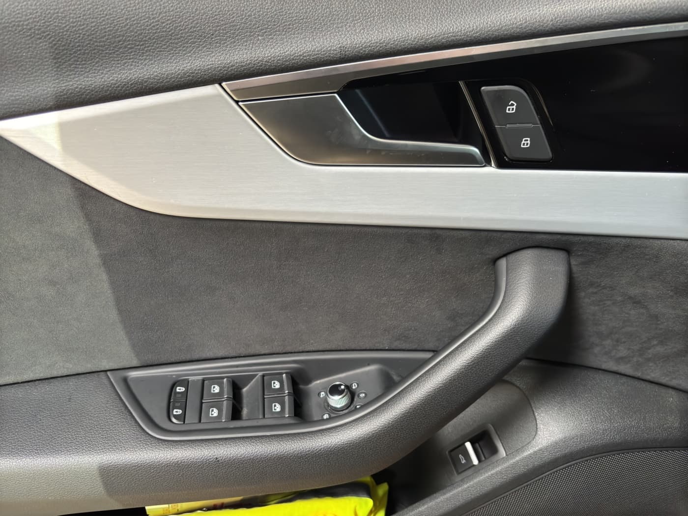 Audi A4 35 2.0 TFSI Avant S line Bild 17