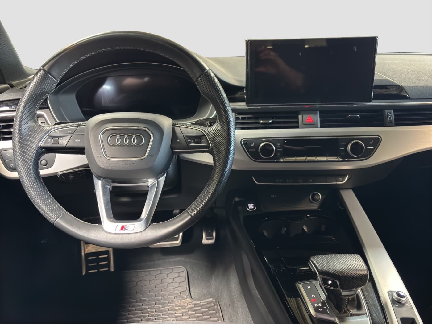 Audi A4 35 2.0 TFSI Avant S line Bild 9