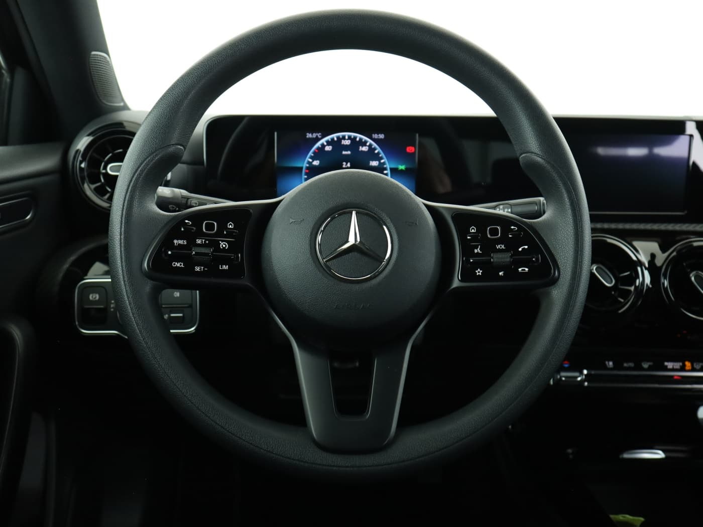 Mercedes-Benz A 180 d Bild 11