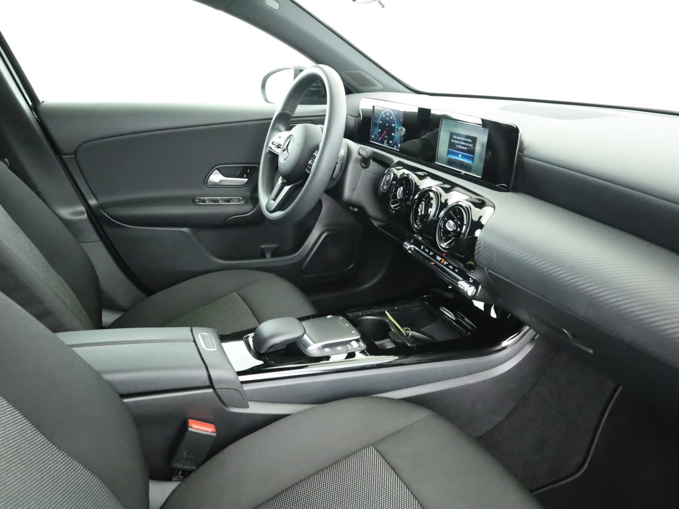 Mercedes-Benz A 180 d Bild 17