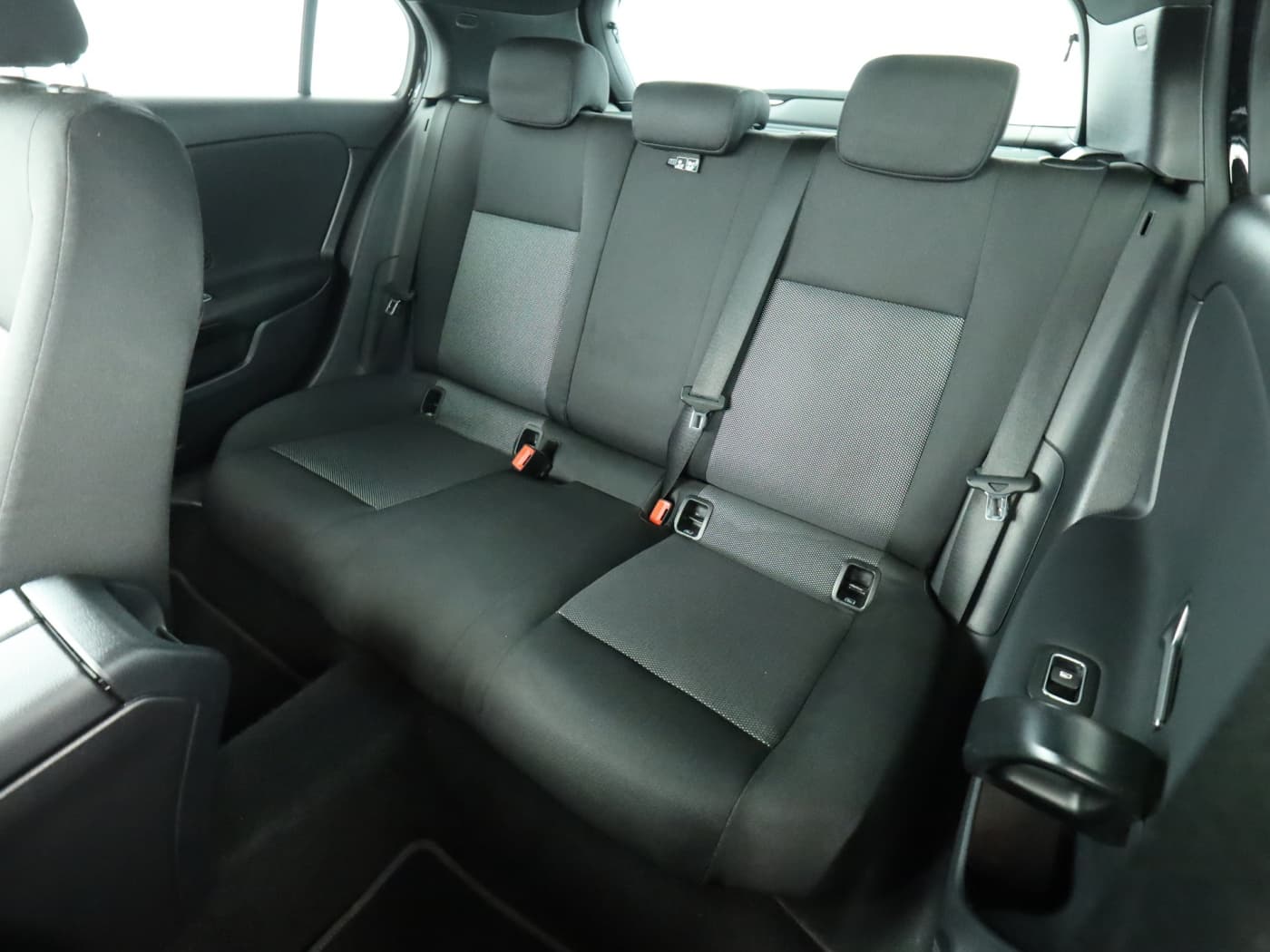 Mercedes-Benz A 180 d Bild 18