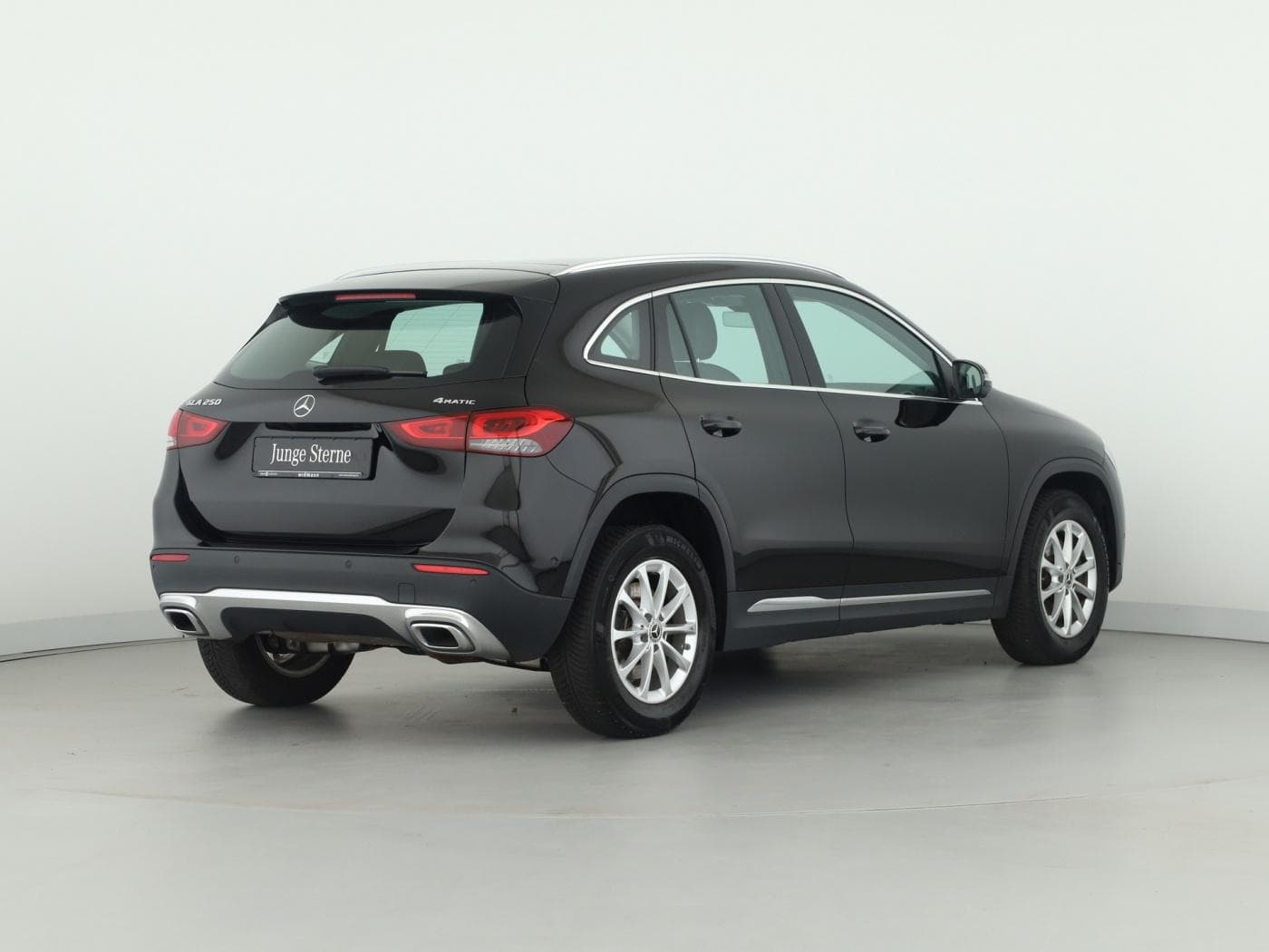 Mercedes-Benz GLA 250 4M Bild 6