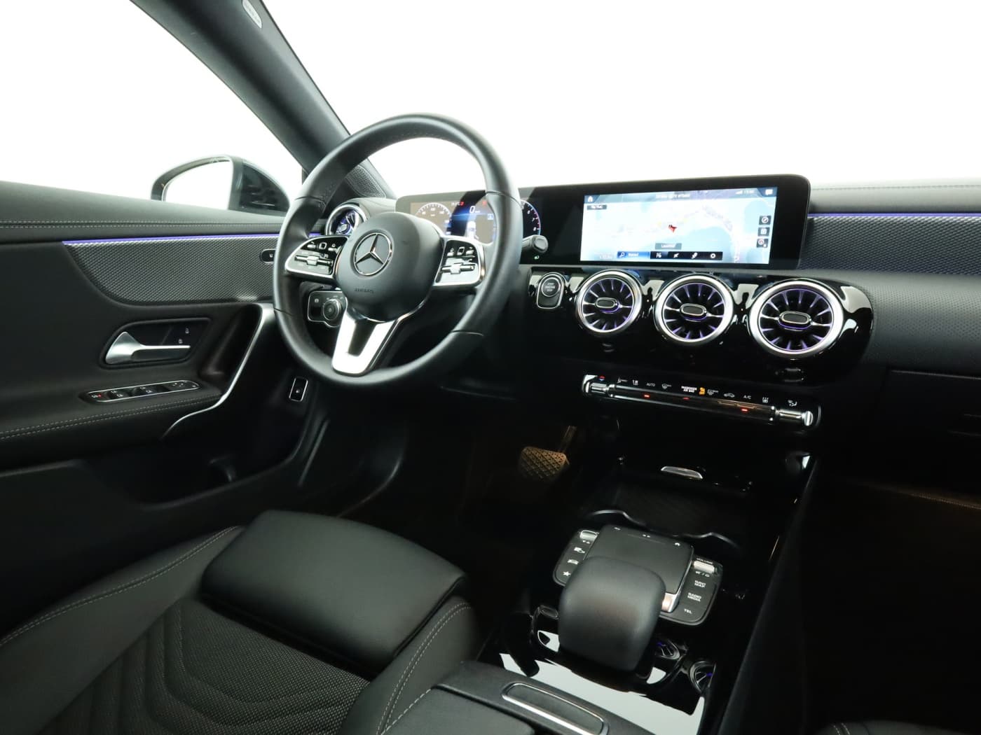 Mercedes-Benz CLA 250 e SB Bild 10