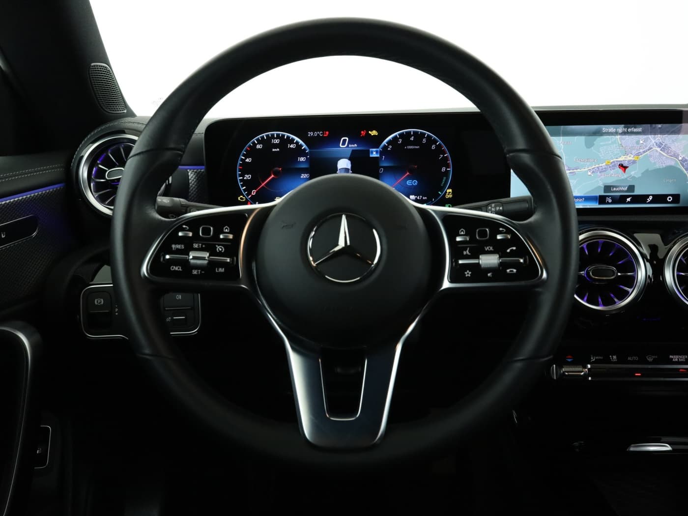 Mercedes-Benz CLA 250 e SB Bild 11