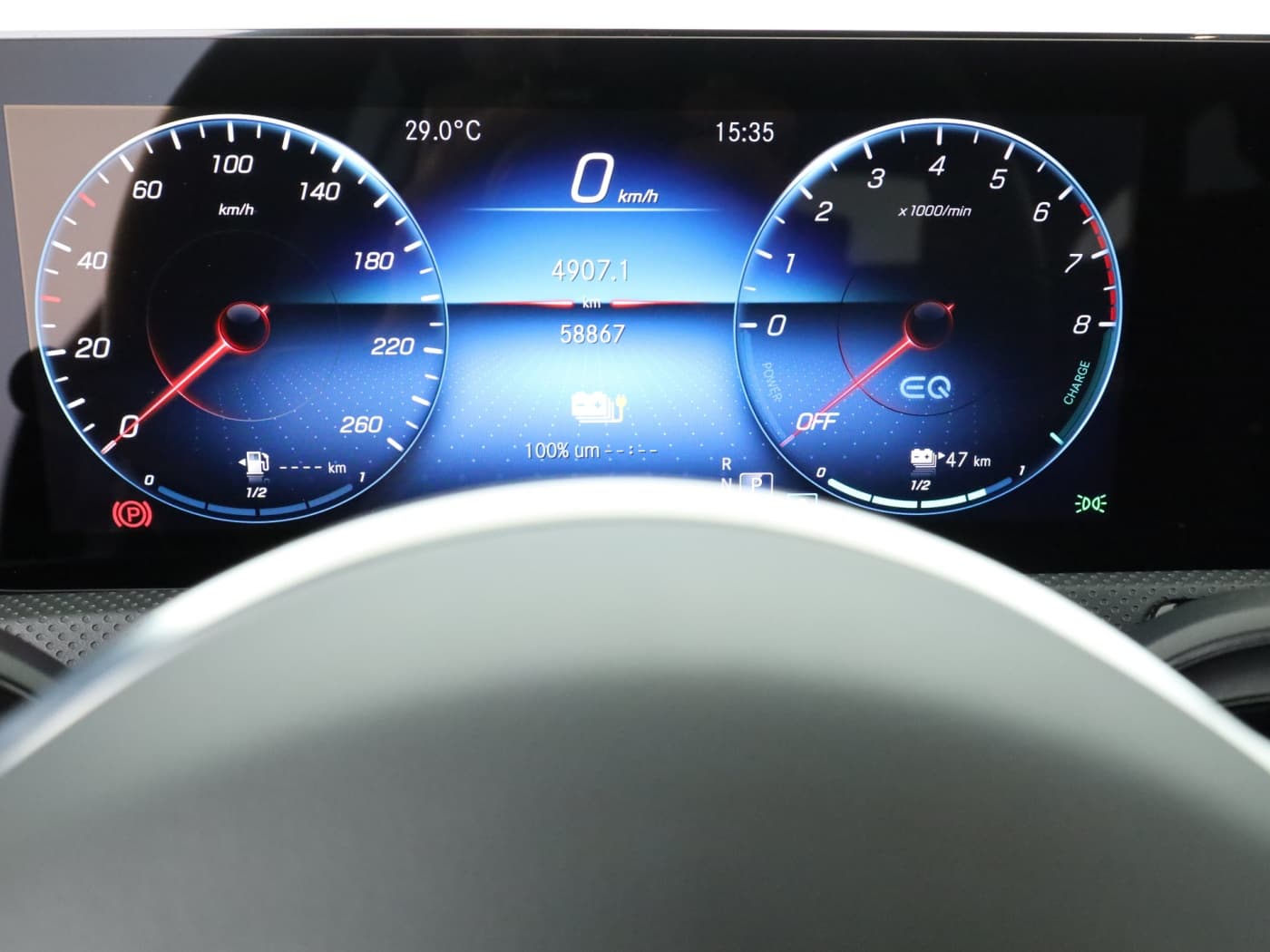 Mercedes-Benz CLA 250 e SB Bild 12