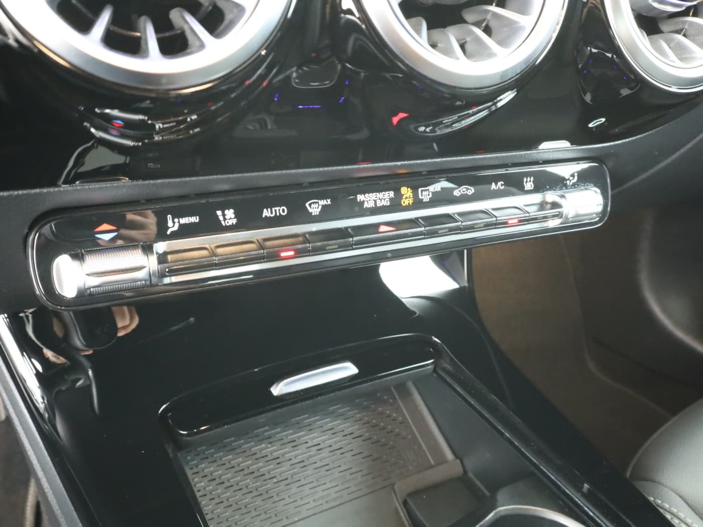 Mercedes-Benz CLA 250 e SB Bild 15