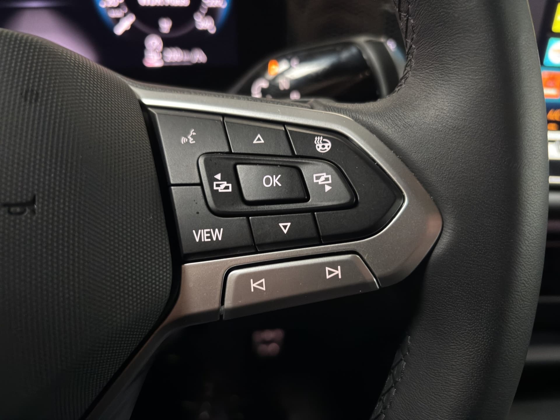 Volkswagen Tiguan Life GOAL 1.5 DSG AHK NAVI ACC Kamera Bild 18