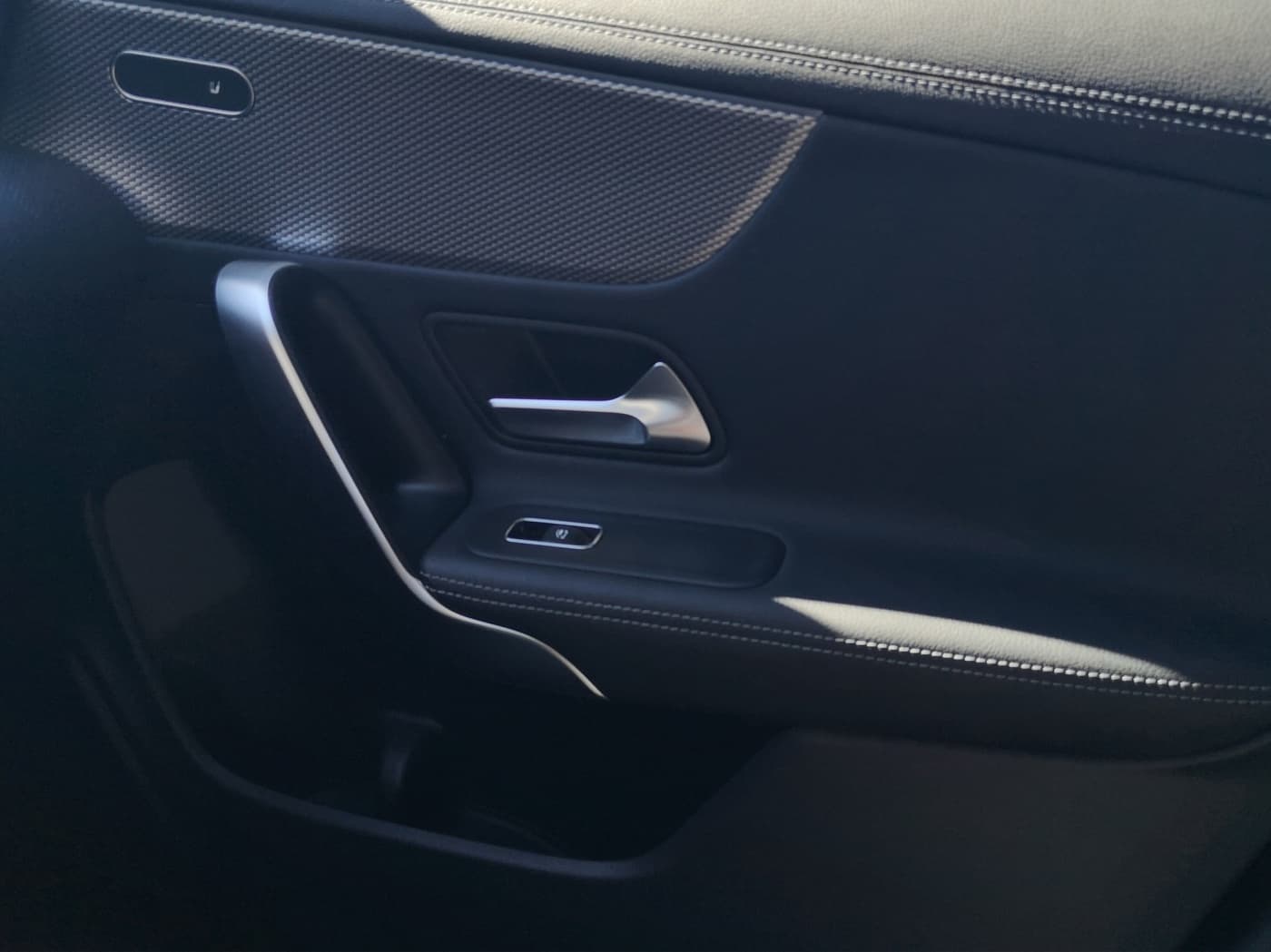 Mercedes-Benz CLA 200 d SB Bild 14