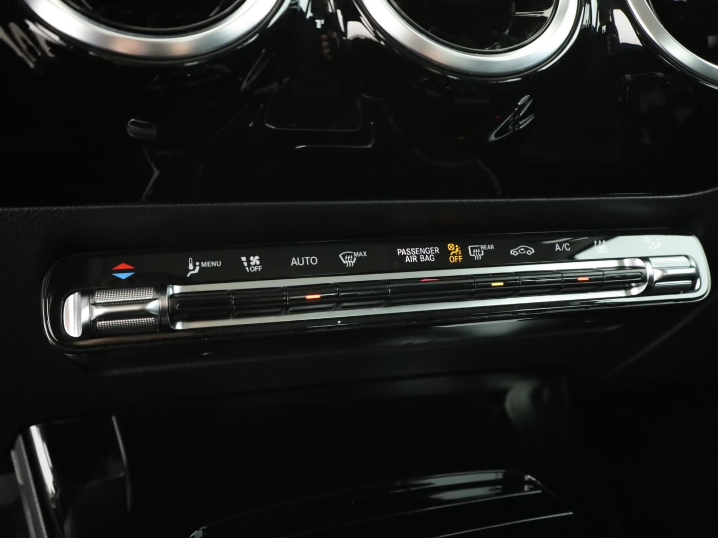 Mercedes-Benz A 250 e Bild 14
