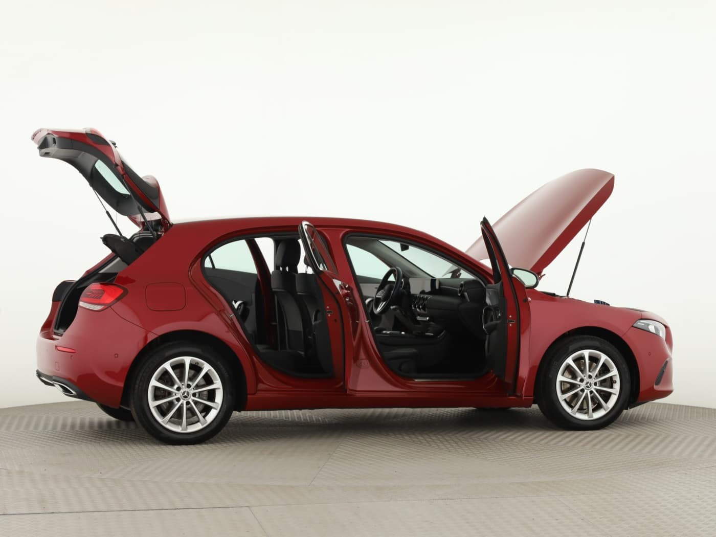 Mercedes-Benz A 250 e Bild 8