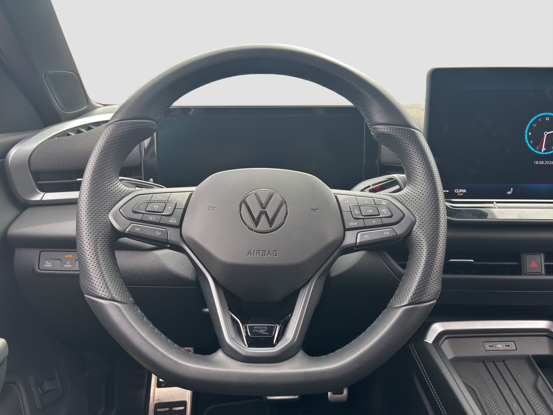 Volkswagen T-Roc R-Line 1.5 l eTSI OPF DSG Bild 10