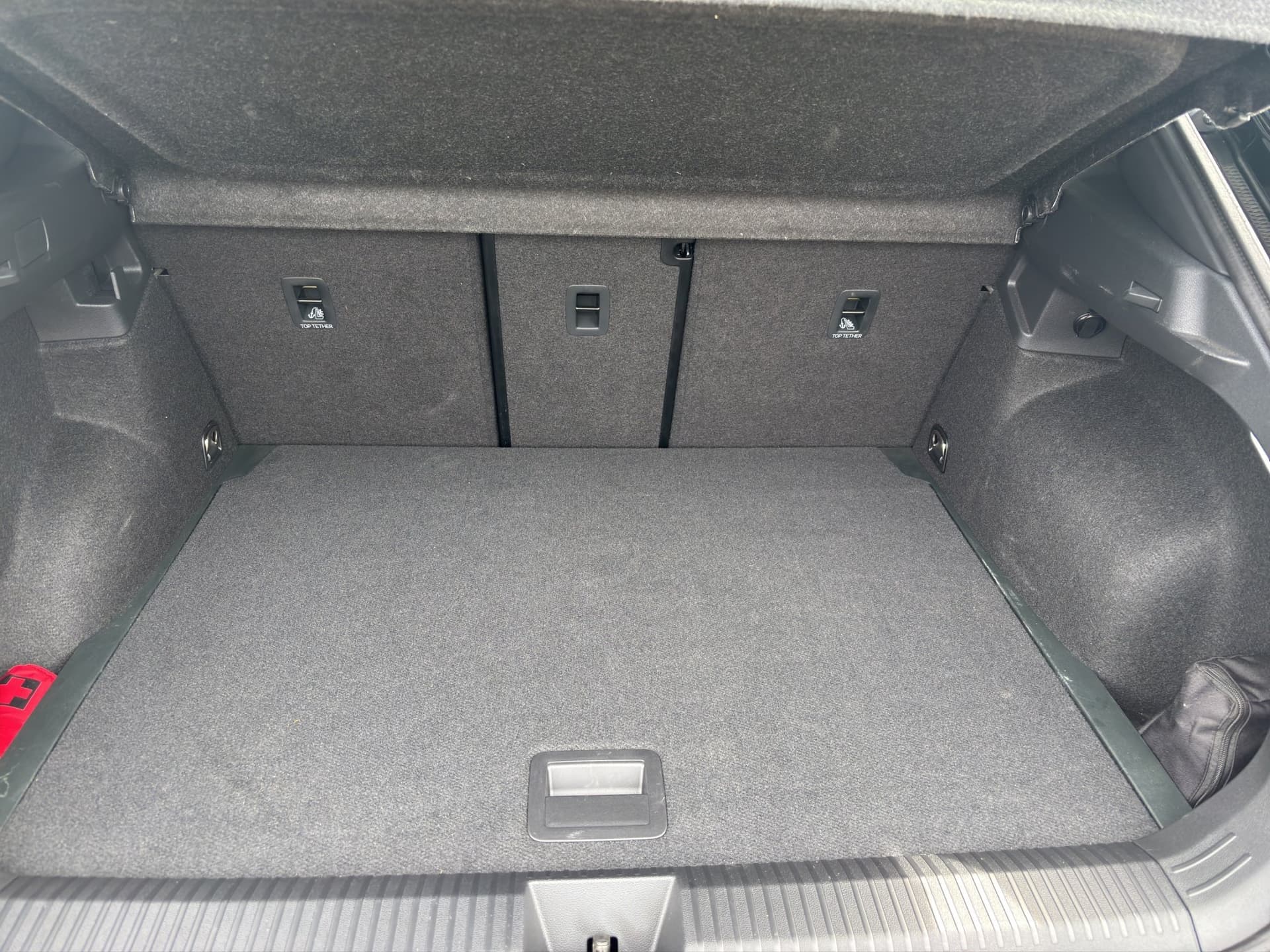 Volkswagen T-Roc R-Line 1.5 l eTSI OPF DSG Bild 15