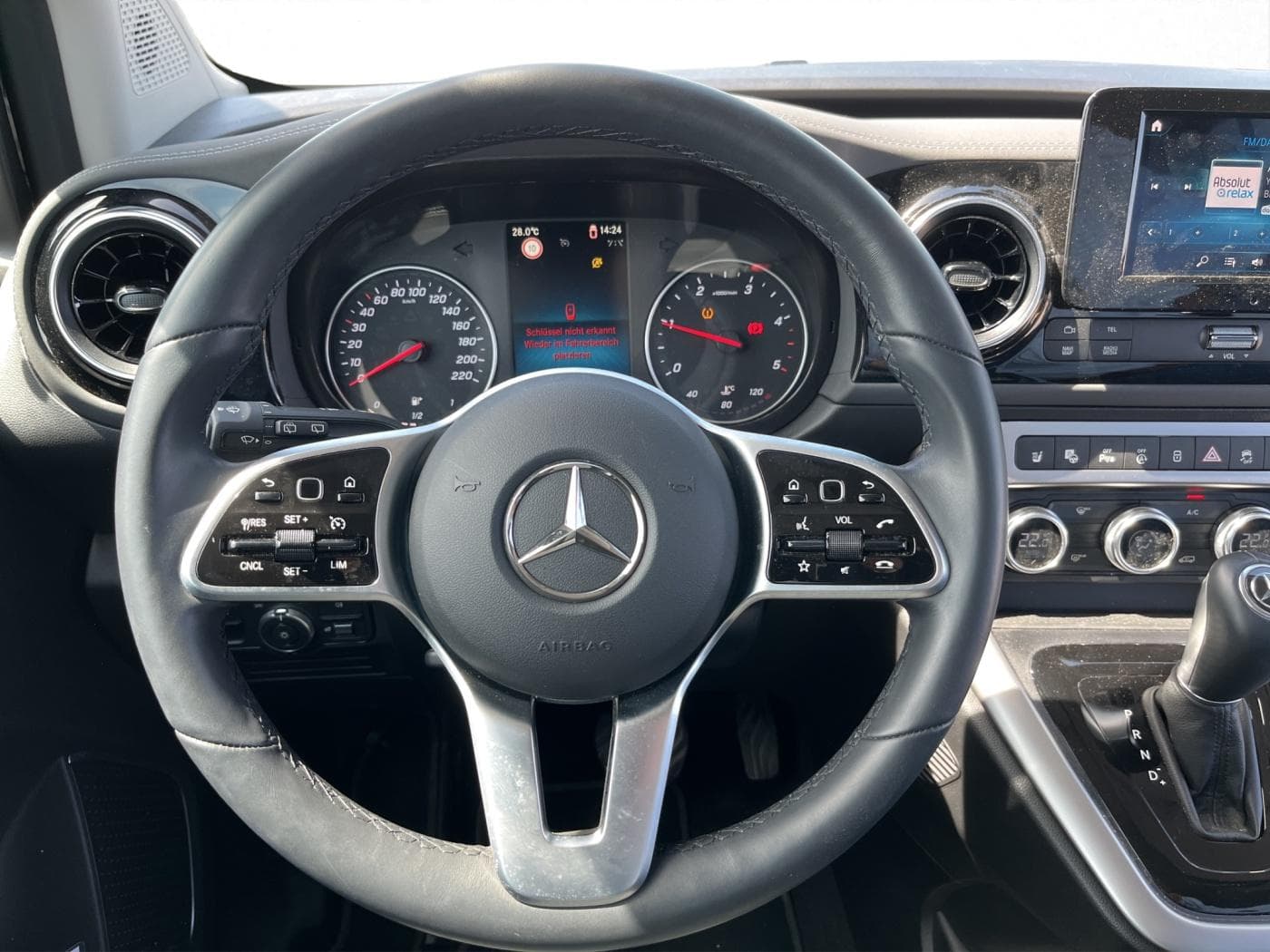 Mercedes-Benz T 180 d PROGRESSIVE Bild 10