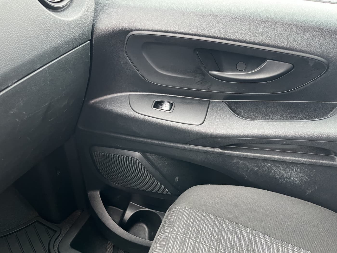 Mercedes-Benz Vito 114 CDI Kasten Bild 10