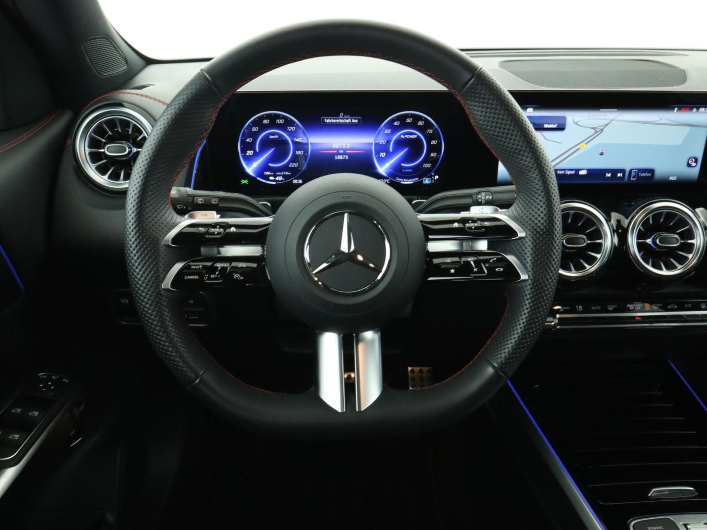 Mercedes-Benz EQB 300 4M Bild 11