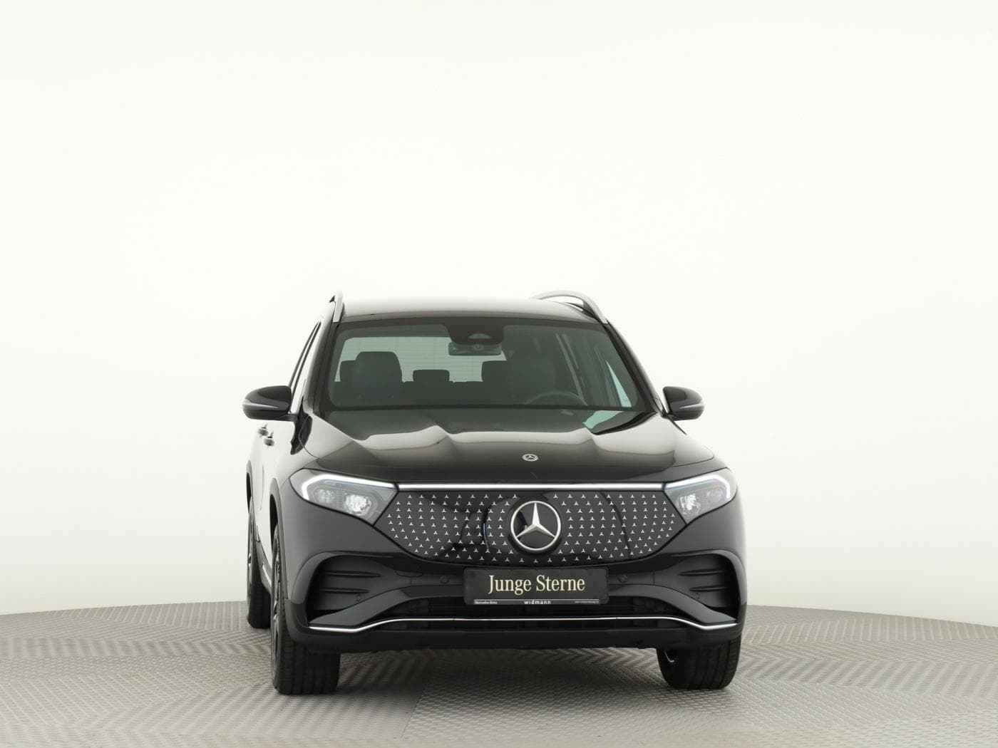 Mercedes-Benz EQB 300 4M Bild 3