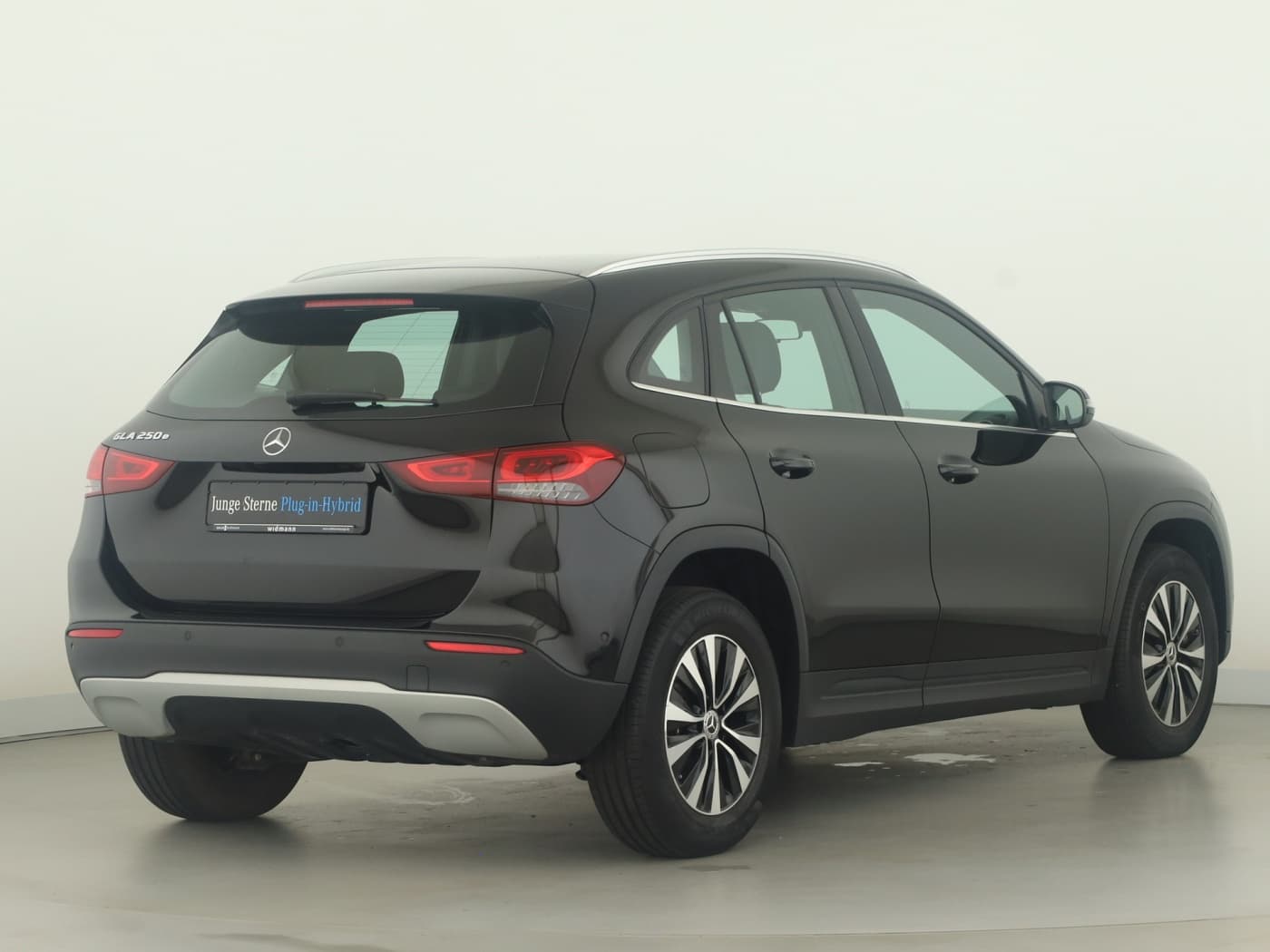 Mercedes-Benz GLA 250 e Bild 2