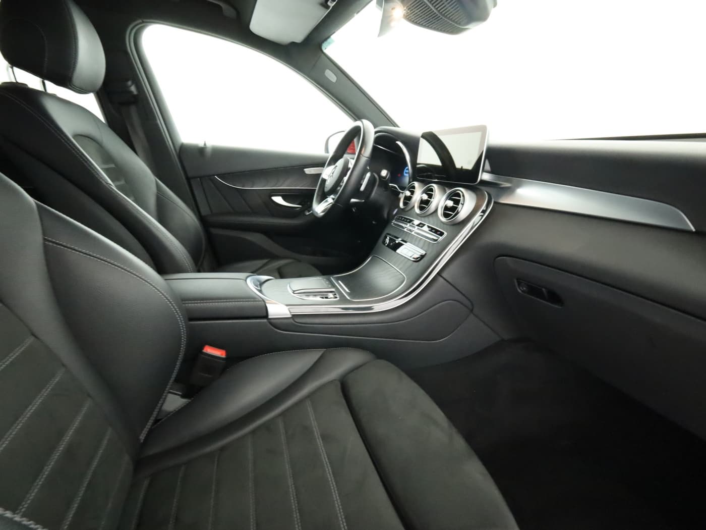 Mercedes-Benz GLC 300 de 4M Bild 17