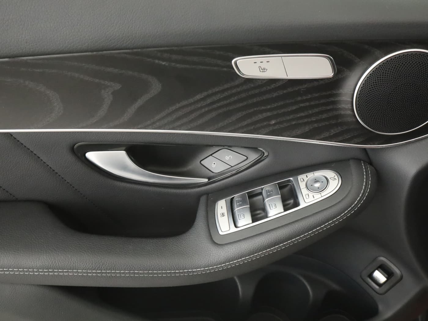 Mercedes-Benz GLC 300 de 4M Bild 20