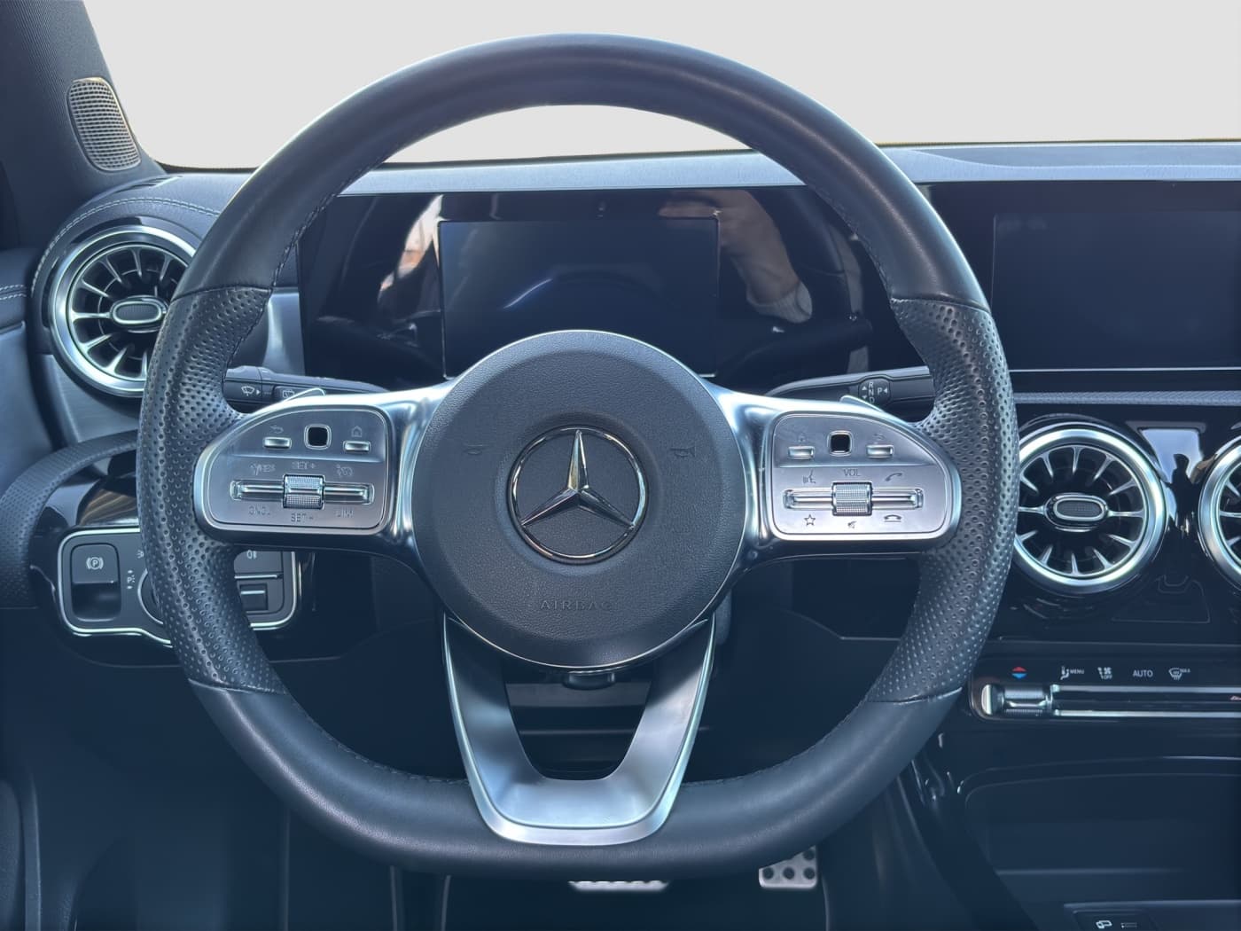 Mercedes-Benz A 250 e Bild 10