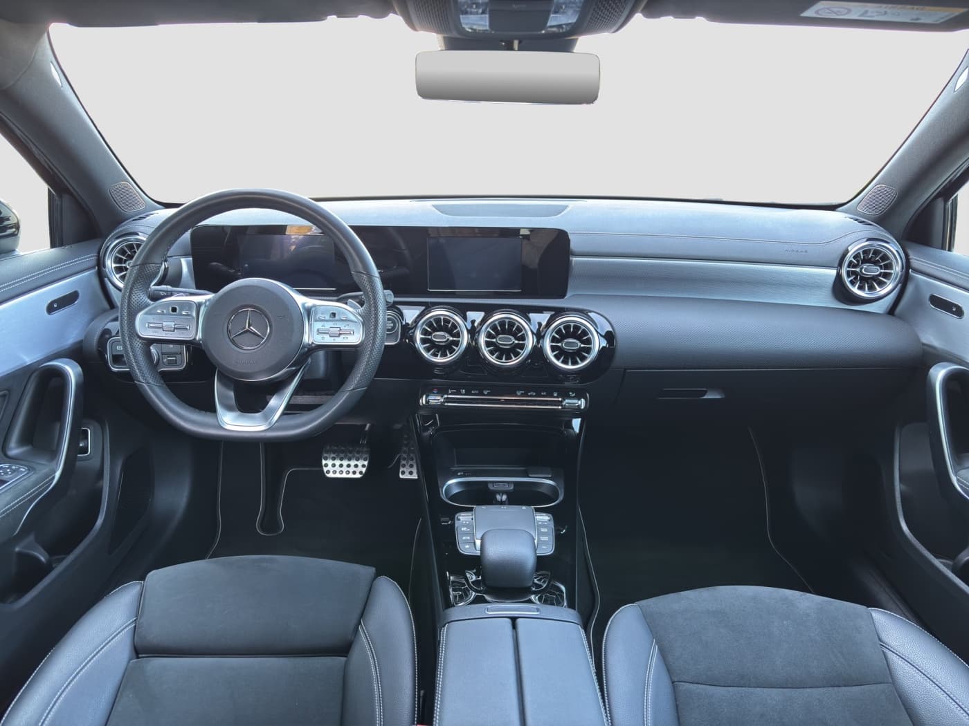 Mercedes-Benz A 250 e Bild 9