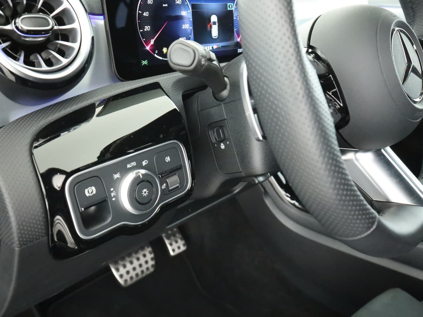 Mercedes-Benz A 180 d Bild 24