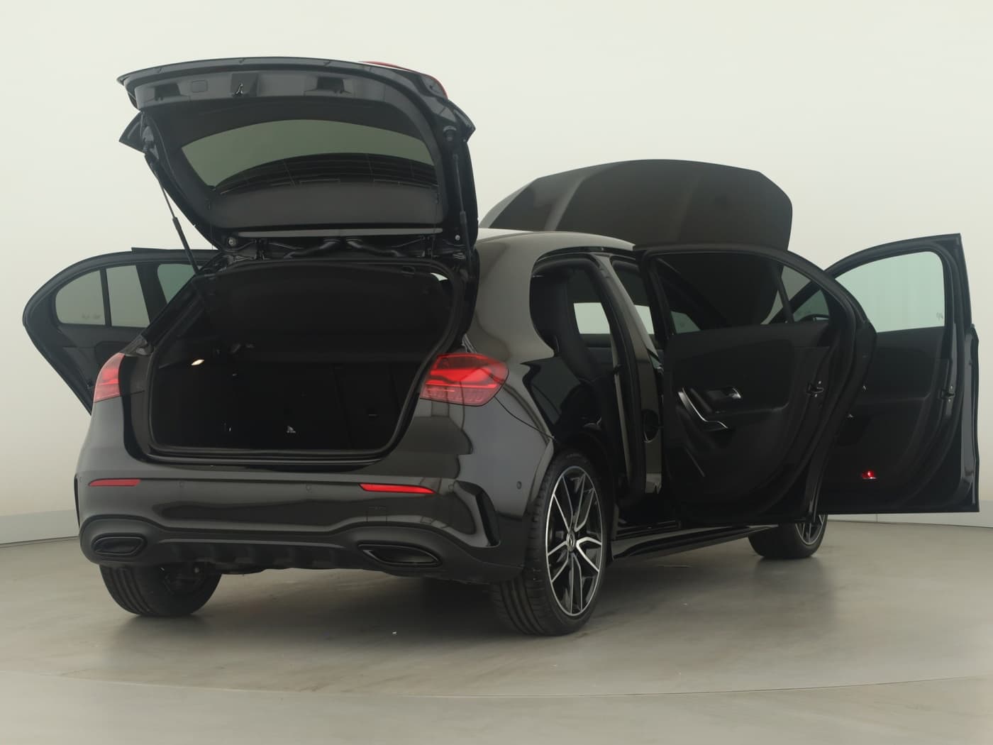 Mercedes-Benz A 180 d Bild 9