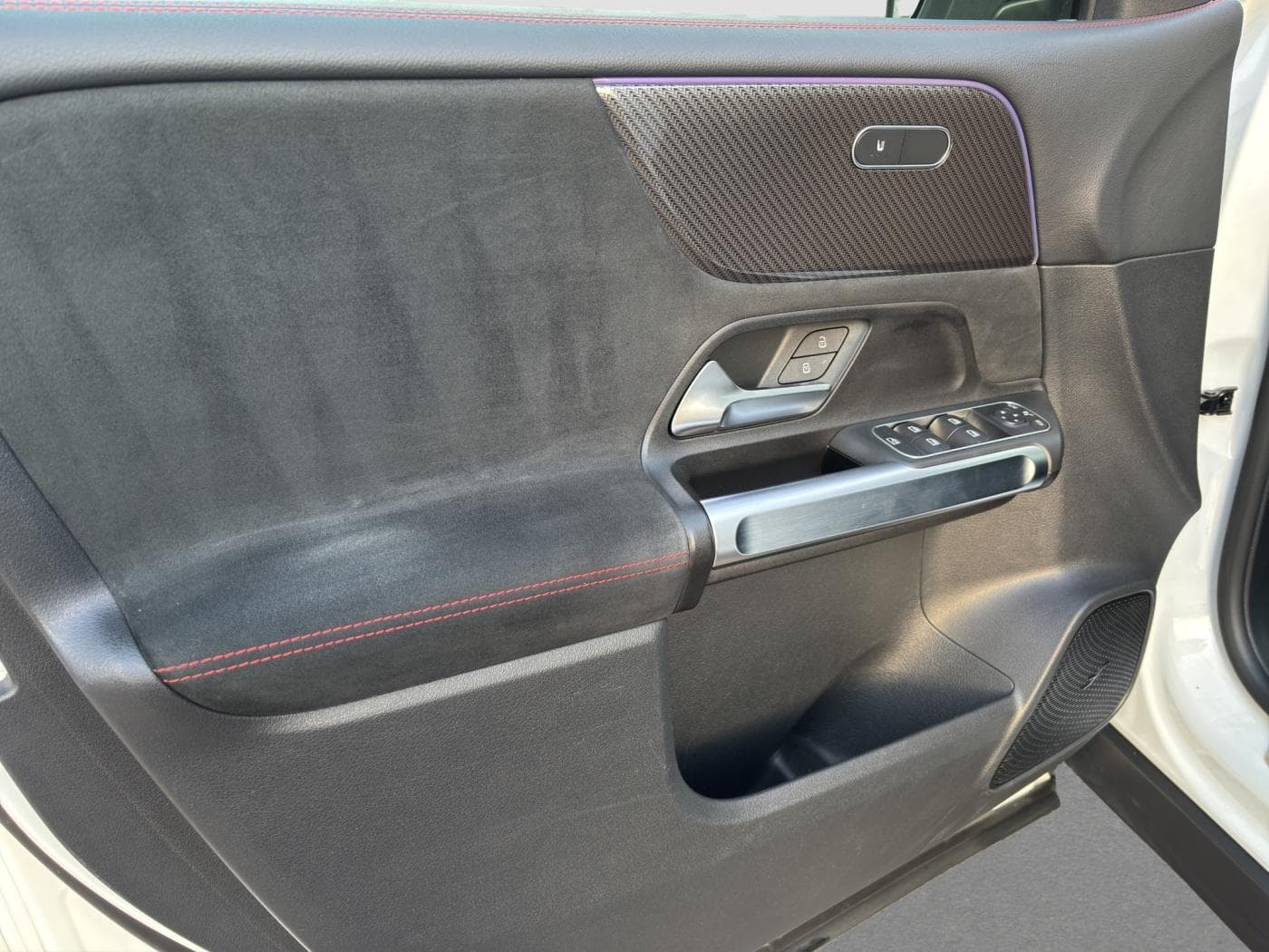 Mercedes-Benz GLB 200 d 4M Bild 18