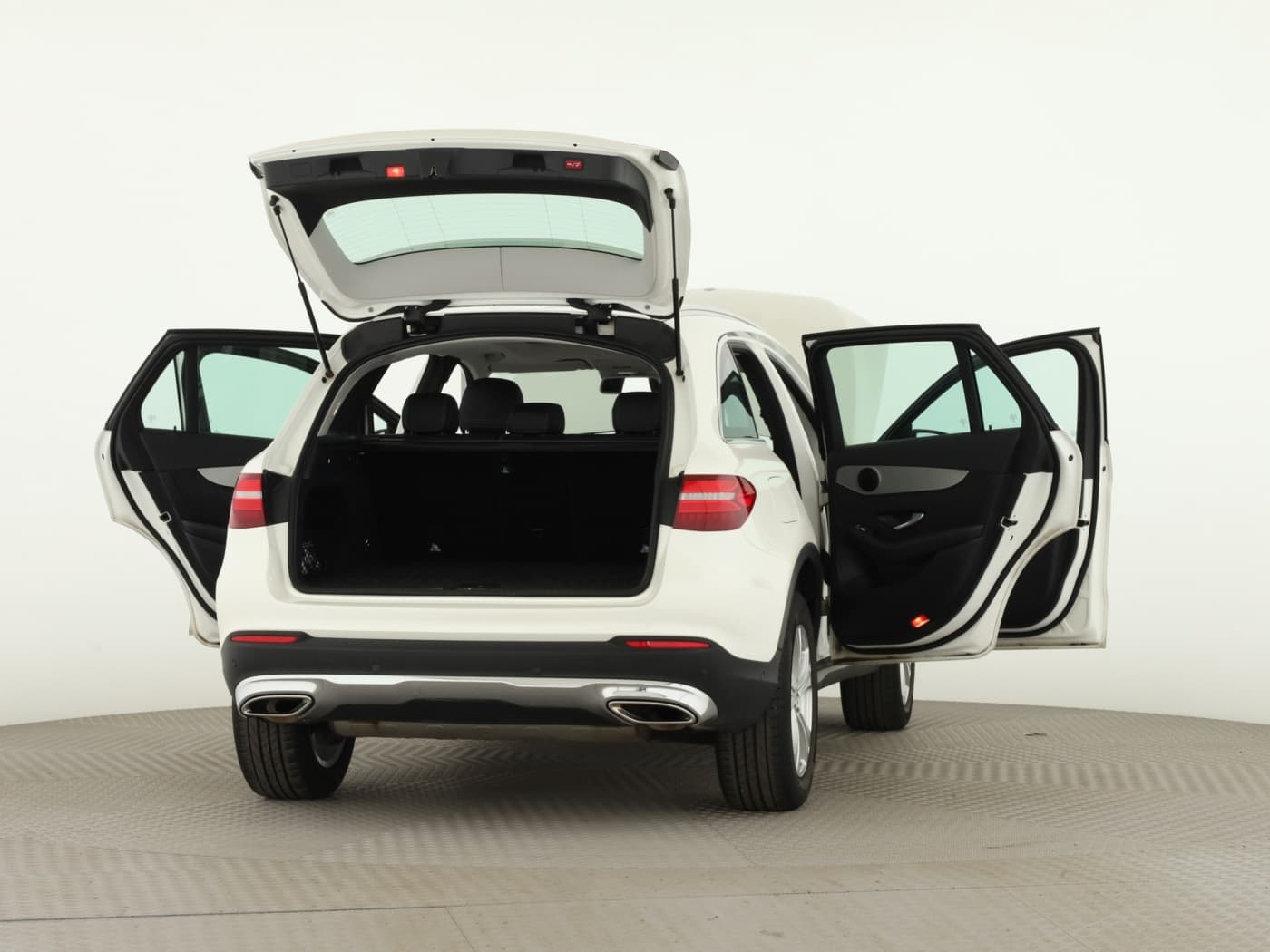 Mercedes-Benz GLC 250 4M Bild 9