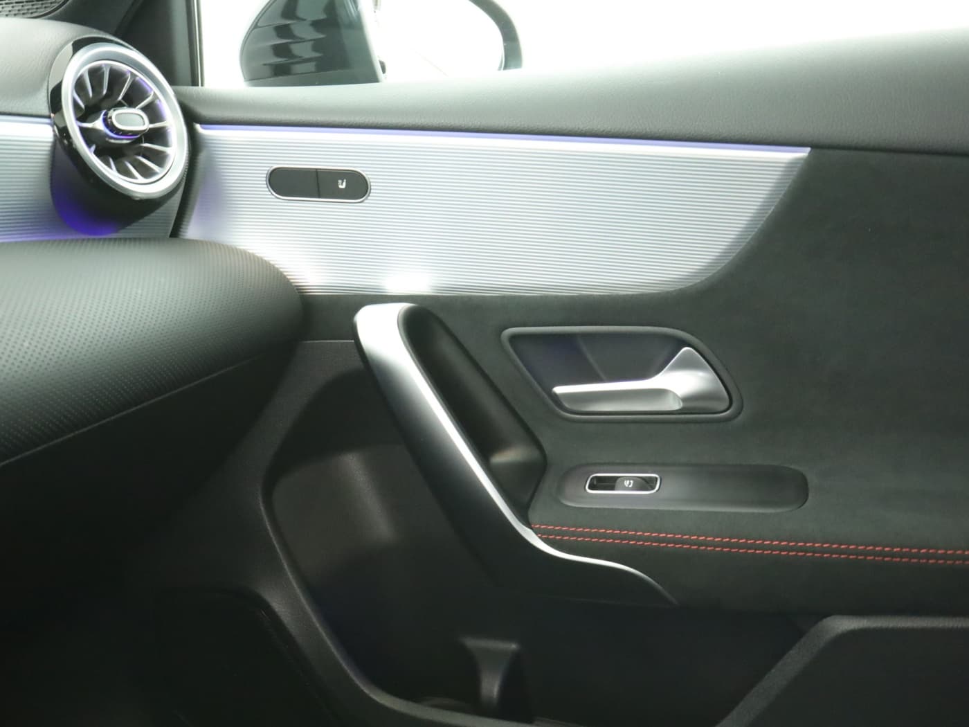 Mercedes-Benz A 200 Lim Bild 16