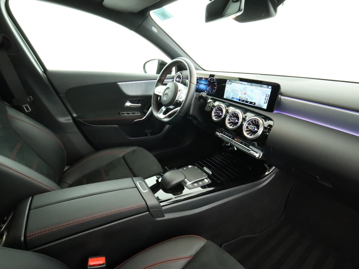 Mercedes-Benz A 200 Lim Bild 17