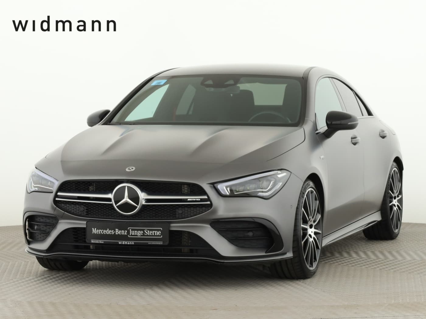Mercedes-Benz CLA 35 AMG 4M